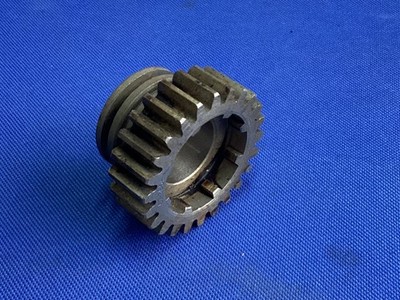 TRIUMPH T120 GETRIEBE HAUPTWELLE 3. GANG 4 GANG BREITÜBERSETZUNG 24T 57-3858 NOS