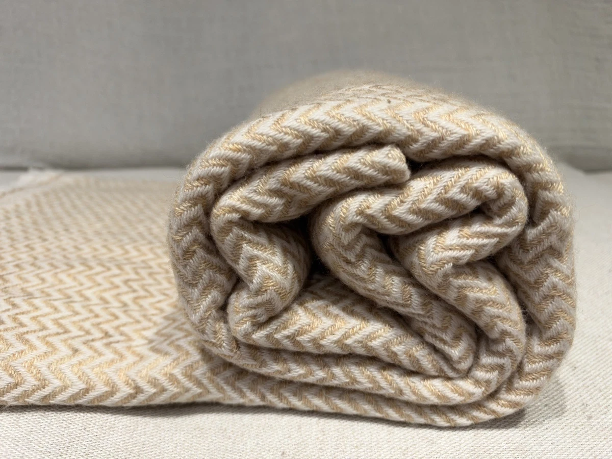 Gold & Cream Mix Exclusive Cashmere sofa blanket, Throw Handwoven in Nepal