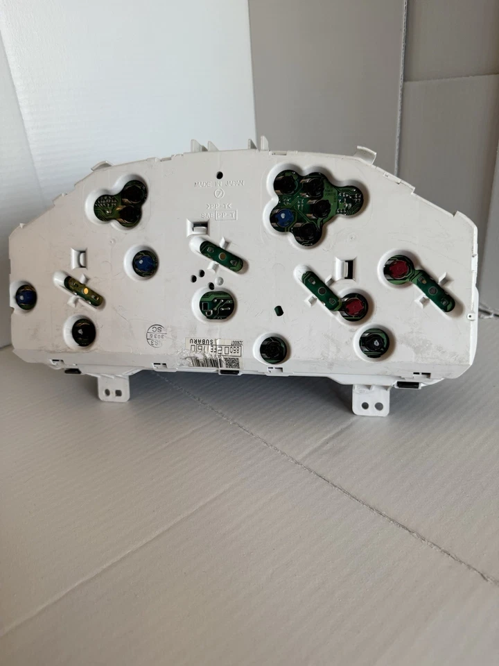 Medidor de instrumentos OEM 2002 Subaru Impreza WRX cluster 200k+ TESTADO - Imagem 2 de 4
