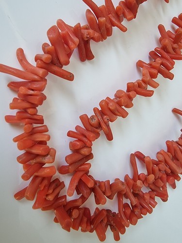 16gr Antique Vintage Ukrainian Coral Beads Natural Undyed Coral Necklace - Picture 3 of 8