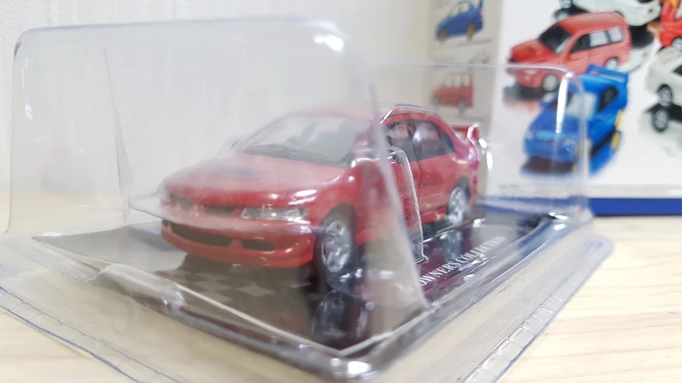 1/60 Konami J Colección del Propietario MITSUBISHI LANCER EVOLUTION VIII Modelo Rojo NUEVO Foto 3 de 4