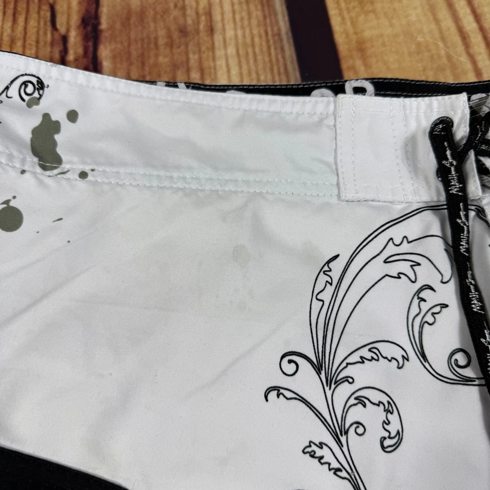 Maui & Sons Board Shorts Men 38 White Gold Black Plaid Graphic Floral Swim Surf - Imagem 4 de 4