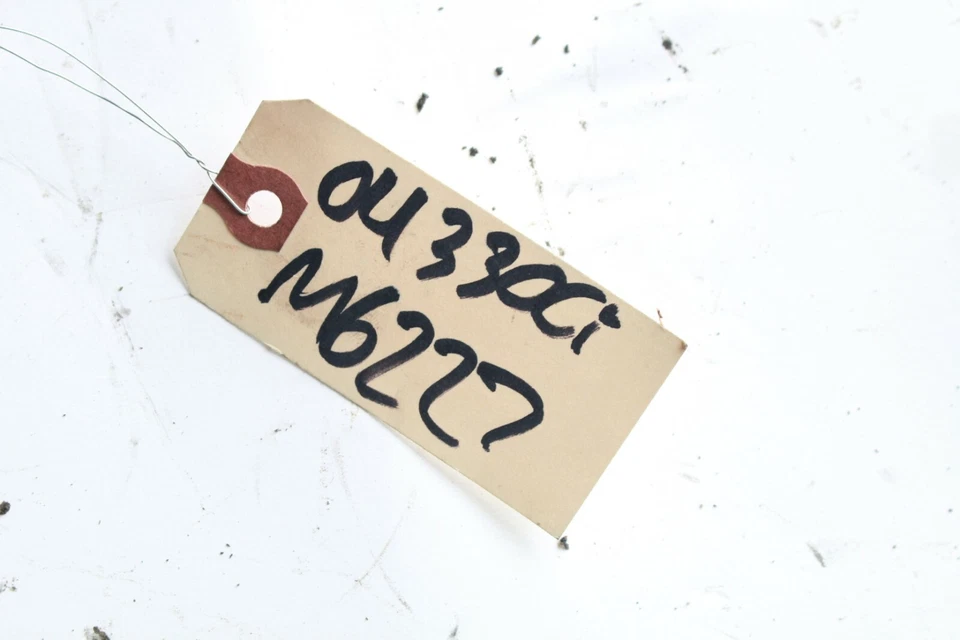 04-06 E46 BMW 330CI CONVERTIBLE OVERHEAD DOME LIGHT LAMP M6227 - Изображение 2 из 4