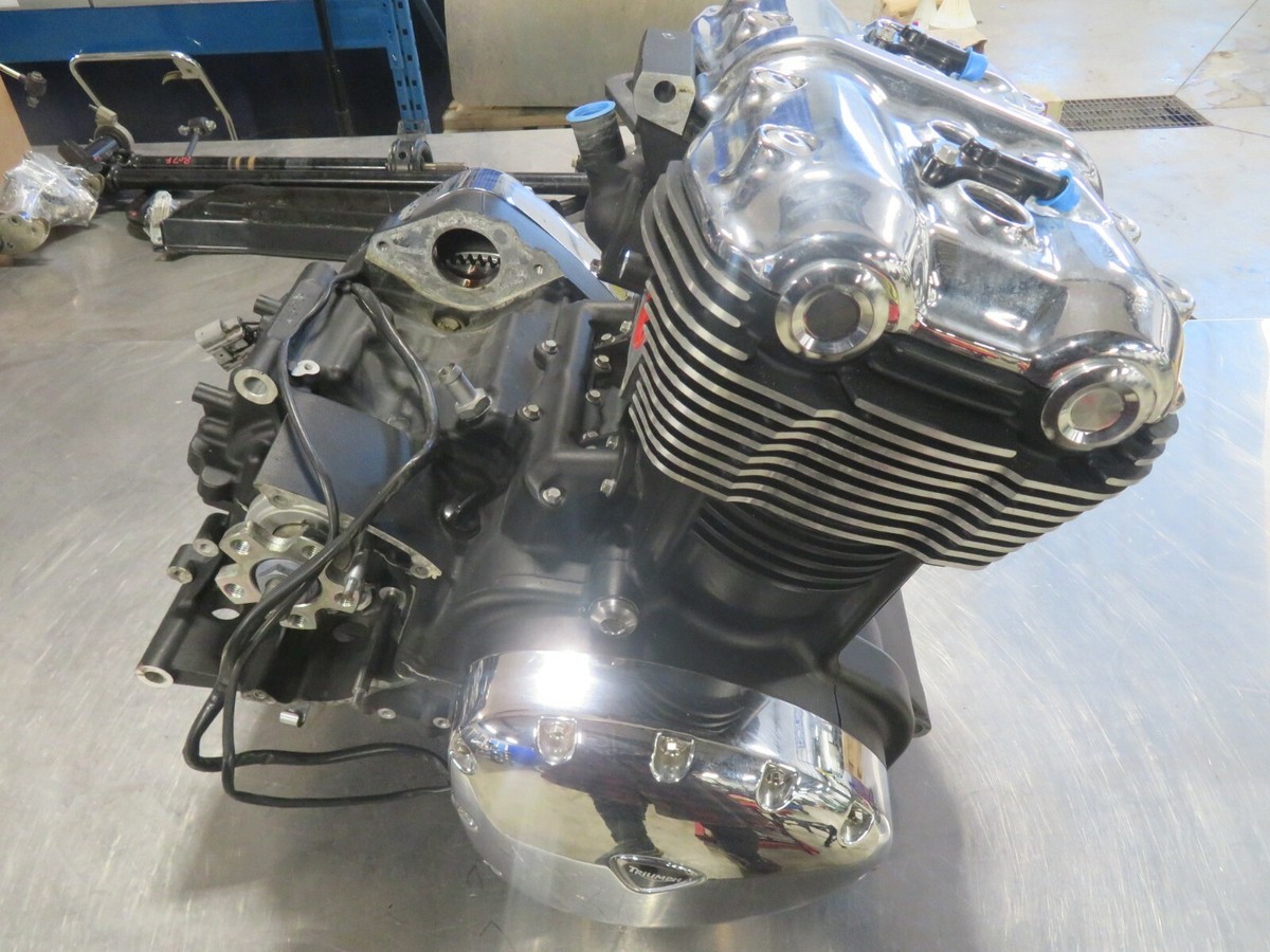 EB681 2010 10 TRIUMPH THUNDERBIRD 1600 MOTOR ENGINE ASSEMBLY