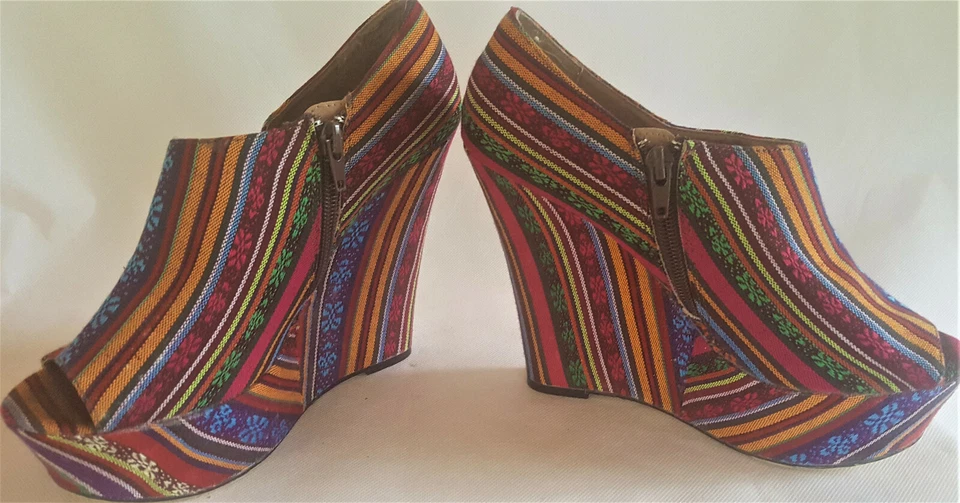 Tacones plataforma cuña Steve Madden Pammy multicolor talla 7,5 Foto 3 de 4