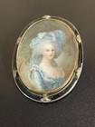 miniature portrait brooch depicting a royal lady in a blue dress Vintage victori — photo 2