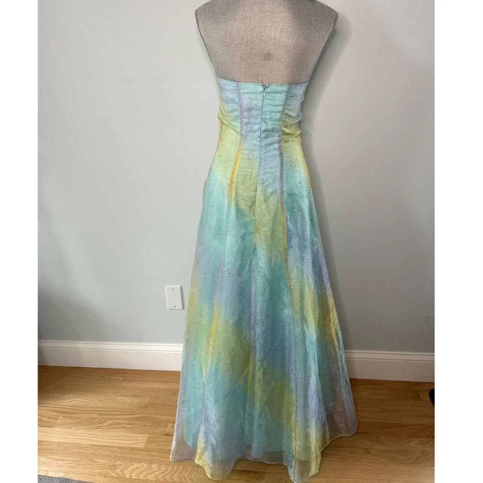 Vintage Y2k Zum Zum by Niki Livas Soft Pastel Ombre Halter Prom Dress size 5 - Image 2 of 4