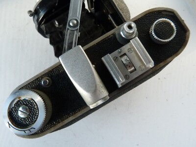 VINTAGE Minolta Konan Flicker 6X4.5 Camera w/Chiyoko PROMARS II 75