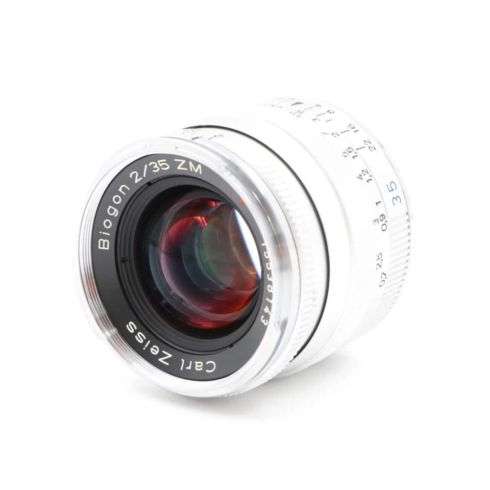 Carl Zeiss C Biogon T* 35mm f/2 ZM Silver for Leica M Lens [Top Mint] - Image 2 of 4