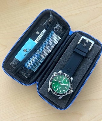 Deep Blue Precision Diver Automatic 300m 40mm Green Dial Black Rubber Box