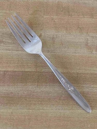 Vintage Towle 1954 "Rose Solitaire" Sterling Silver 6-1/2" Salad Fork - No Mono