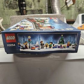LEGO Creator Expert Winter Holiday Train 10254 734pcs Box & Instructions