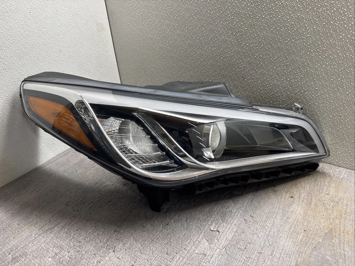 Driver Left Halogen Headlight Assembly For 2015-2017 Hyundai Sonata – Direct Fit, Chrome Housing