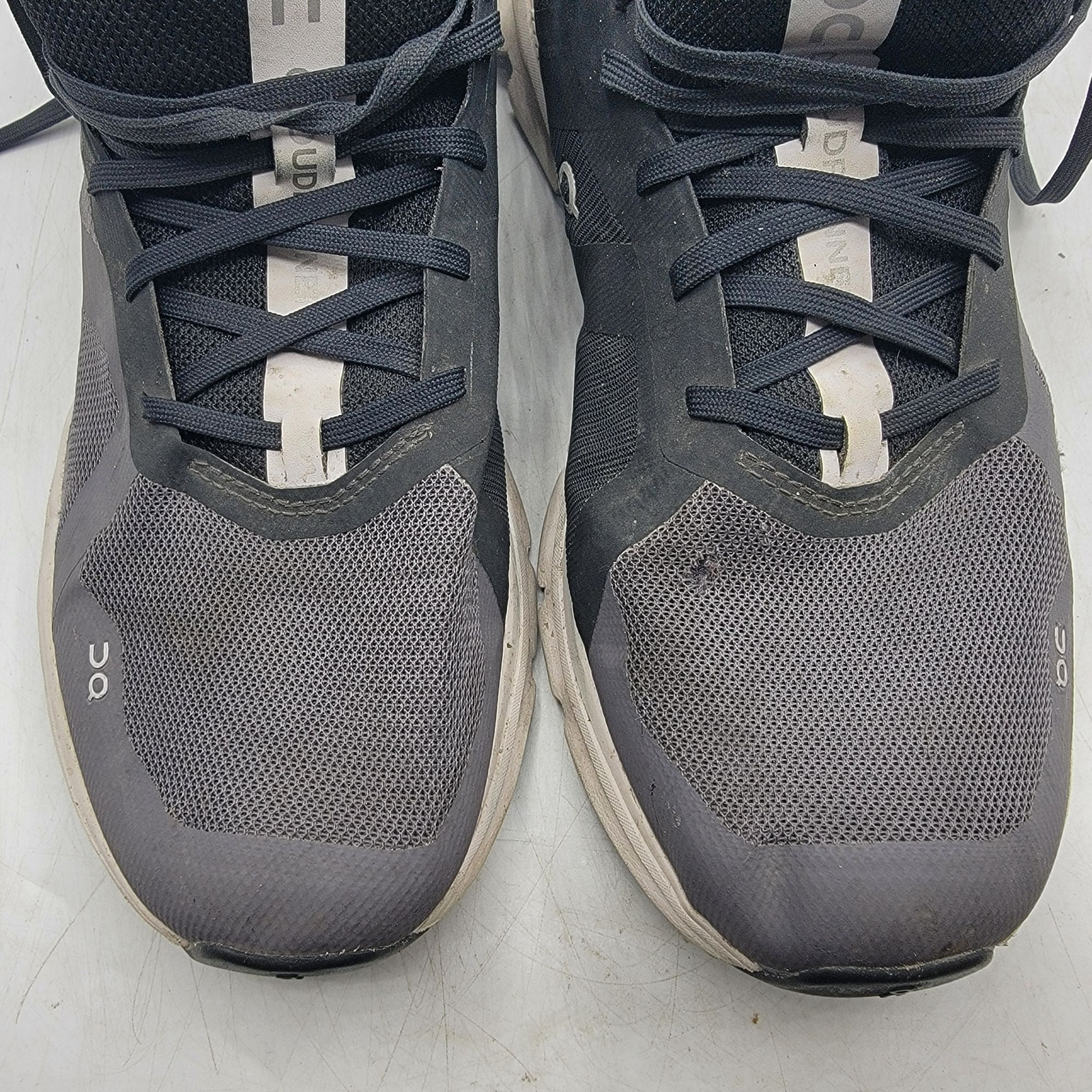 On Cloud Cloudrunner Mens 10 Black Eclipse Frost … - image 14