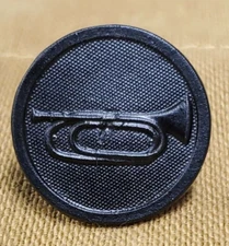 WWI US Army Bugler Collar Disk