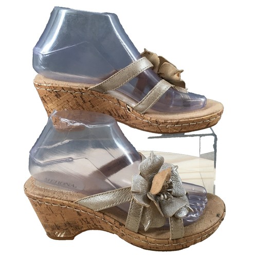 Merona White Leather T-Strap Wedge Sandals Womens Size 7 Casual