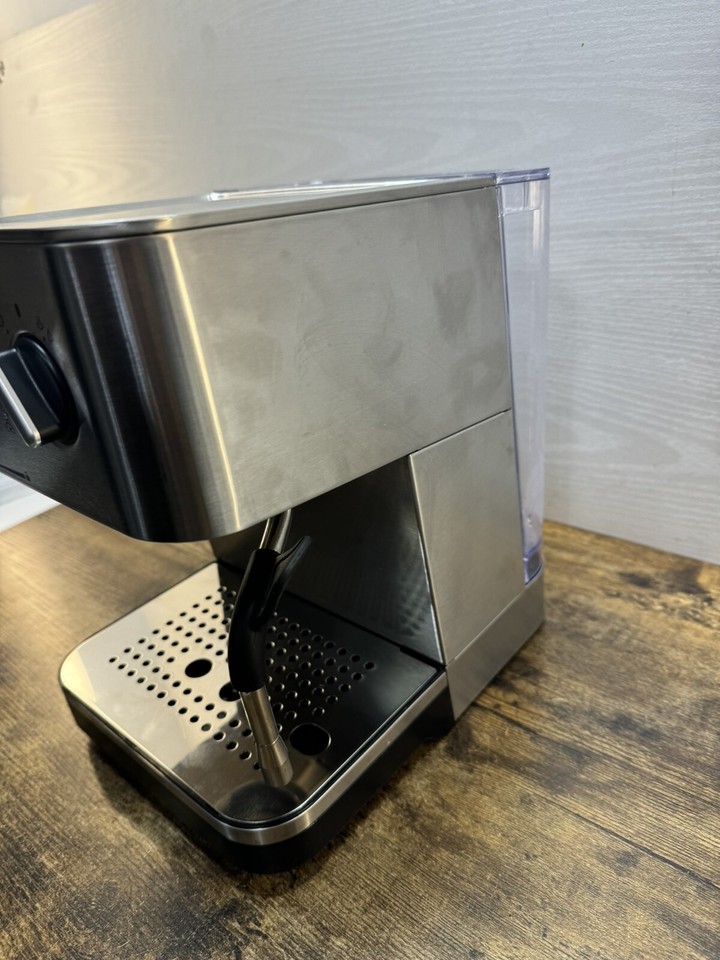 Breville Bijou Espresso Machine VCF149 Automatic and Manual Espresso