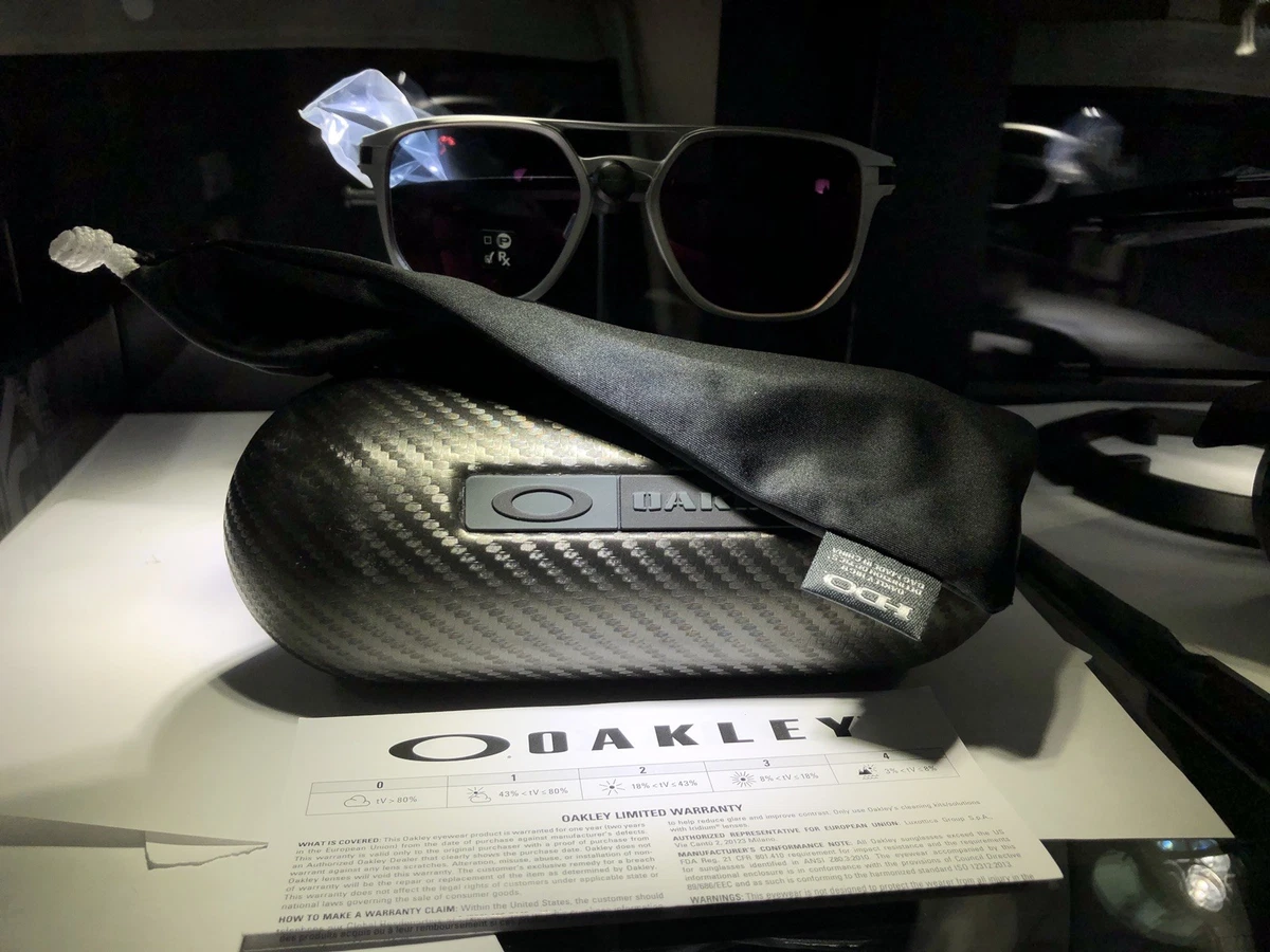 Latch alpha oakley cheap