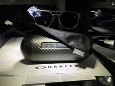BNIB Oakley Latch Alpha Sunglasses Matte Silver Frame Torch Iridium OO4128-0253