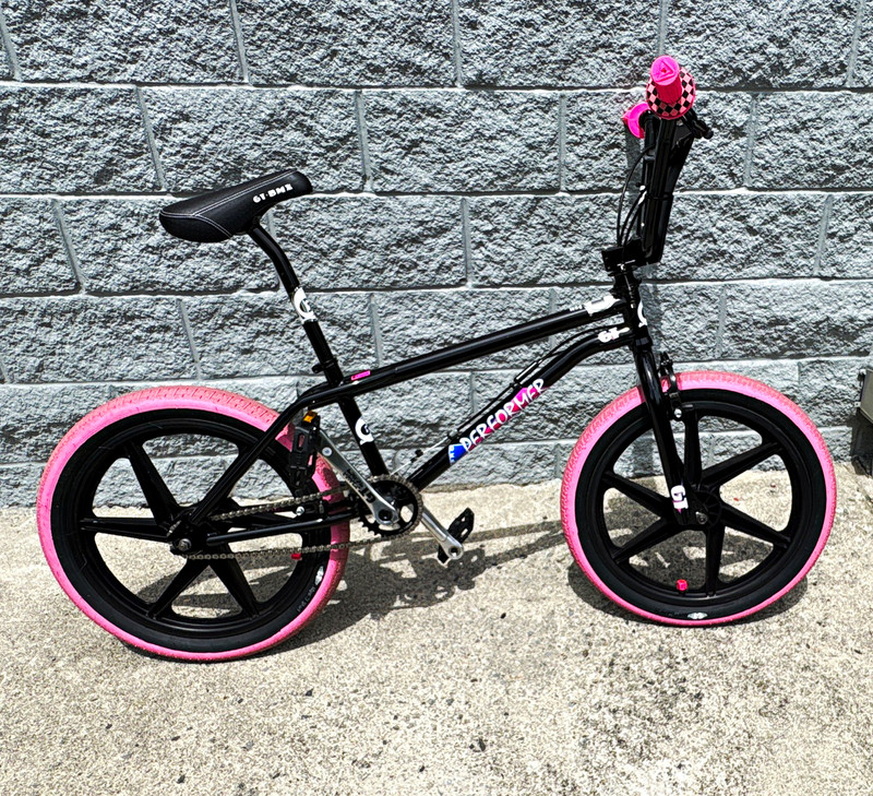 GT Pro Performer 20 in BMX Bike Black/Pink 1-Speed U-Brake