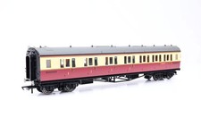 Hornby OO Gauge R4688 BR Collett Composite Corridor (LH) Coach No.6029