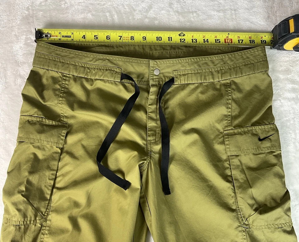 Nike Verde Carga Capris Mujer XL 3/4 Longitud Utilidad Y2K Senderismo Exterior Bolsillos Foto 4 de 4