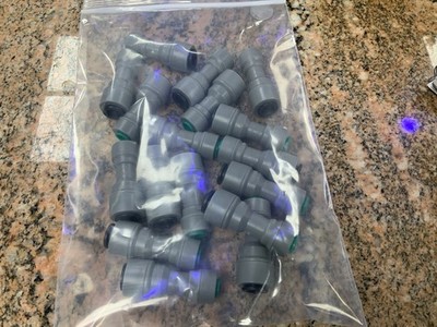 Duotight Push-In Fitting - 6.35 mm (1/4 in.) x 8 mm (5/16 in.) Reducer Qty 17
