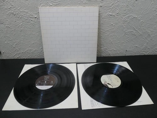 1979 Pink Floyd 'The Wall' Double Record Album 12"