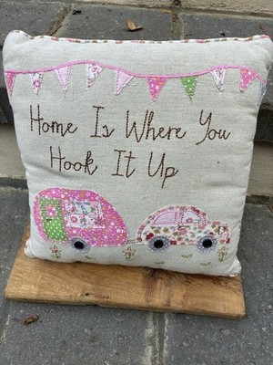 Home Is Where You Hook It Up Mini Kissen für Wohnwagen Camping Camper Geschenkidee
