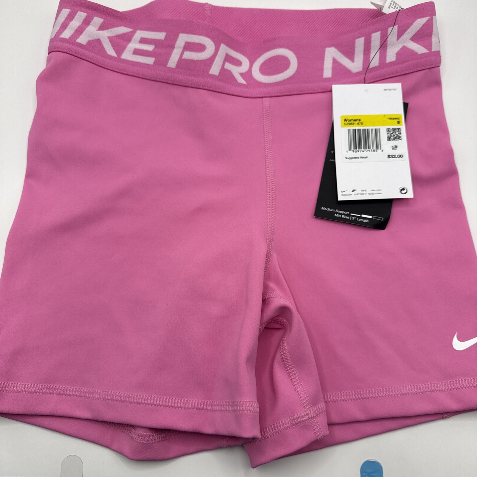 Womens Nike Pro Shorts Size Small 5” Length Dri-Fit Pink And Workout Running