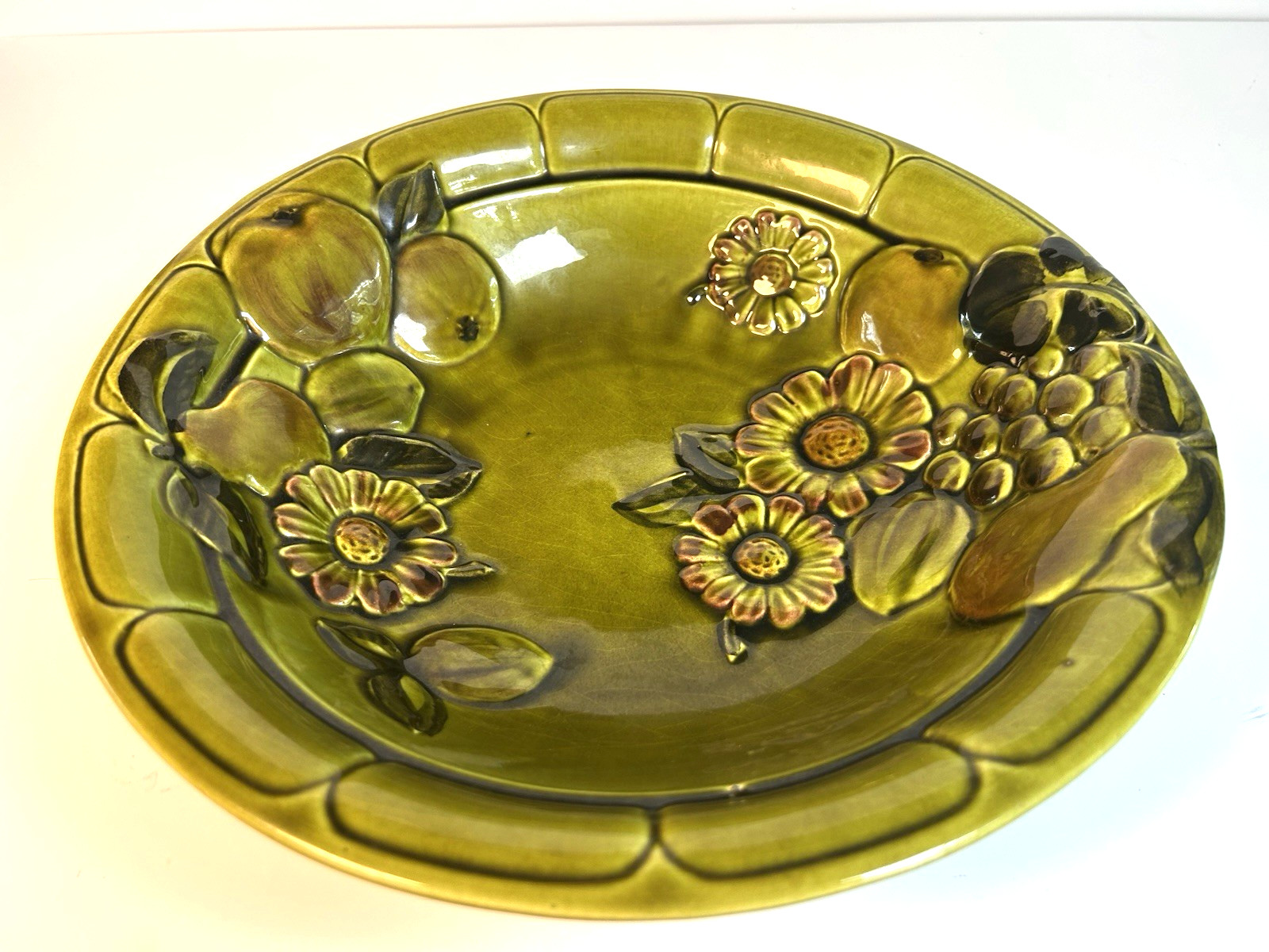 Vintage c. 1960's Los Angeles Pottery 14" LARGE Fruit Bowl w/embossed design