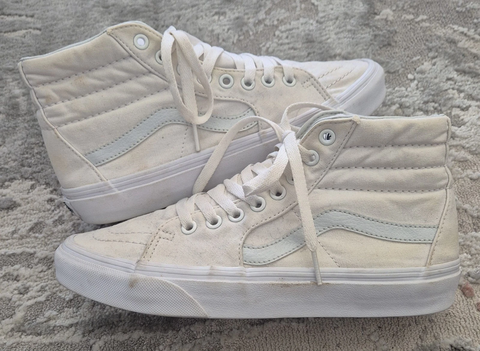 Scarpe da skate Vans SK8 Hi Oldol Skoola ta U 6ianche bianchee sporti