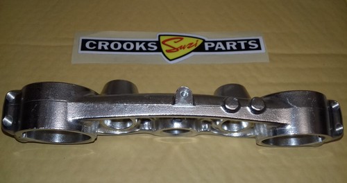 NOS 51311-28C00 RM250 K 1989 Genuine Suzuki Steering Stem Head / Top Yoke - Picture 6 of 13
