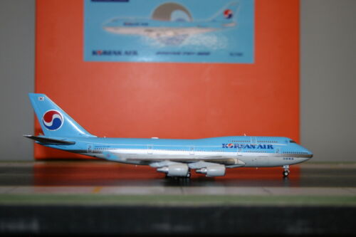 JC Wings 1:400 Korean Air Boeing 747-400 HL7461 (EW4744002) Die-Cast Model Plane - Foto 1 di 7