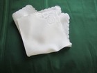 RARE MADEIRA  LINEN (7)  NAPKINS WITH SHAMROCK APPLIED ON ORGANDY SCALLOPED EDGE — photo 3