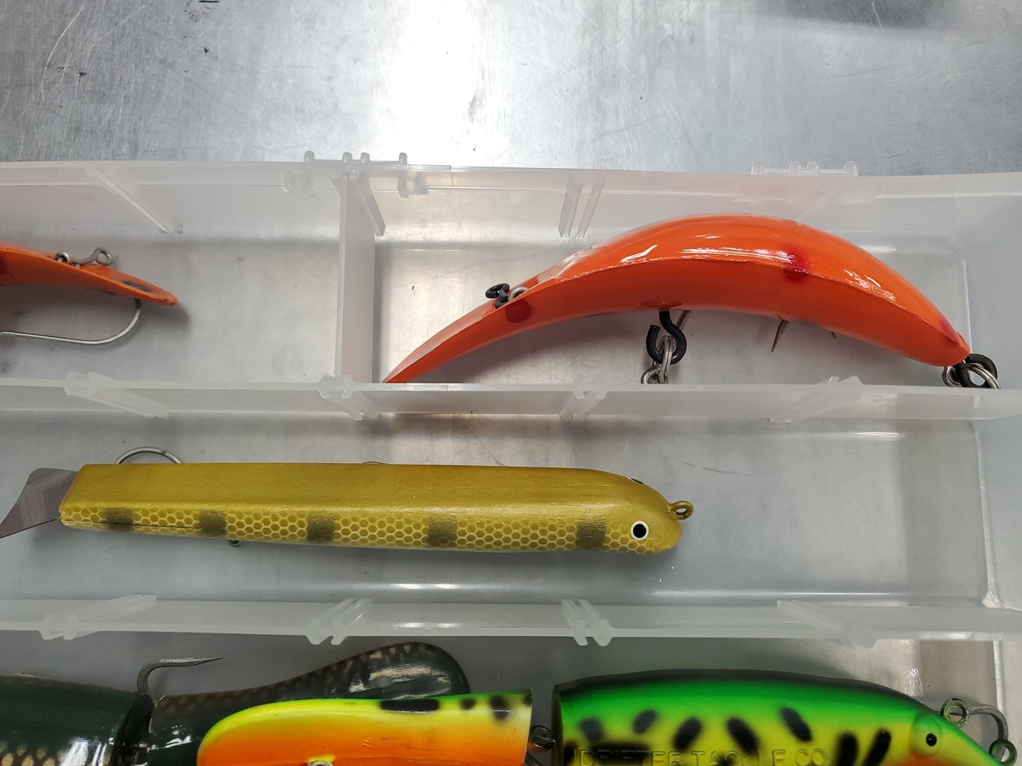 Lot of 6 Great Condition Muskie Pike Plugs - Flatfish, Drifter, Bobbie, Rapala - Image 4