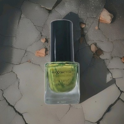 Max Factor Mini Nagellack  . 56 Green Addict 