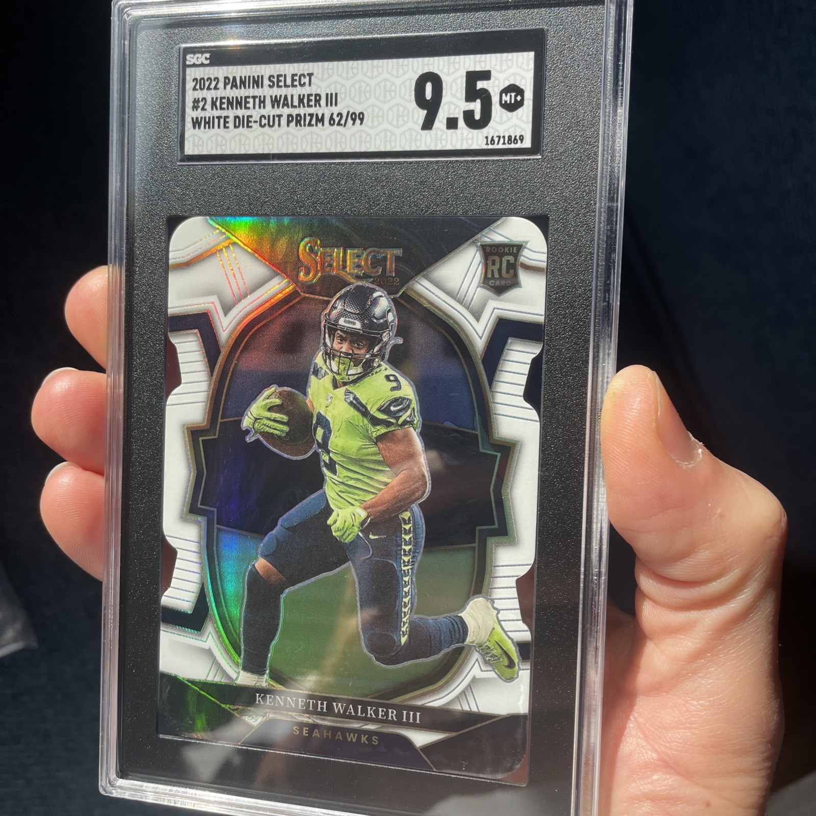 2022 Panini Select - Kenneth Walker III #2 White Prizm Die-Cut /99 (RC)