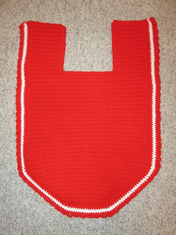 Hand Crocheted Christmas Bathroom Toilet Bowl Mat Rug, New, Never Used