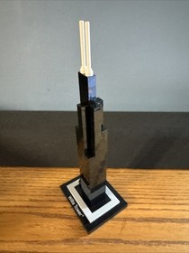 LEGO ARCHITECTURE: Willis Tower (21000) 100% Complete No Box Or Instructions