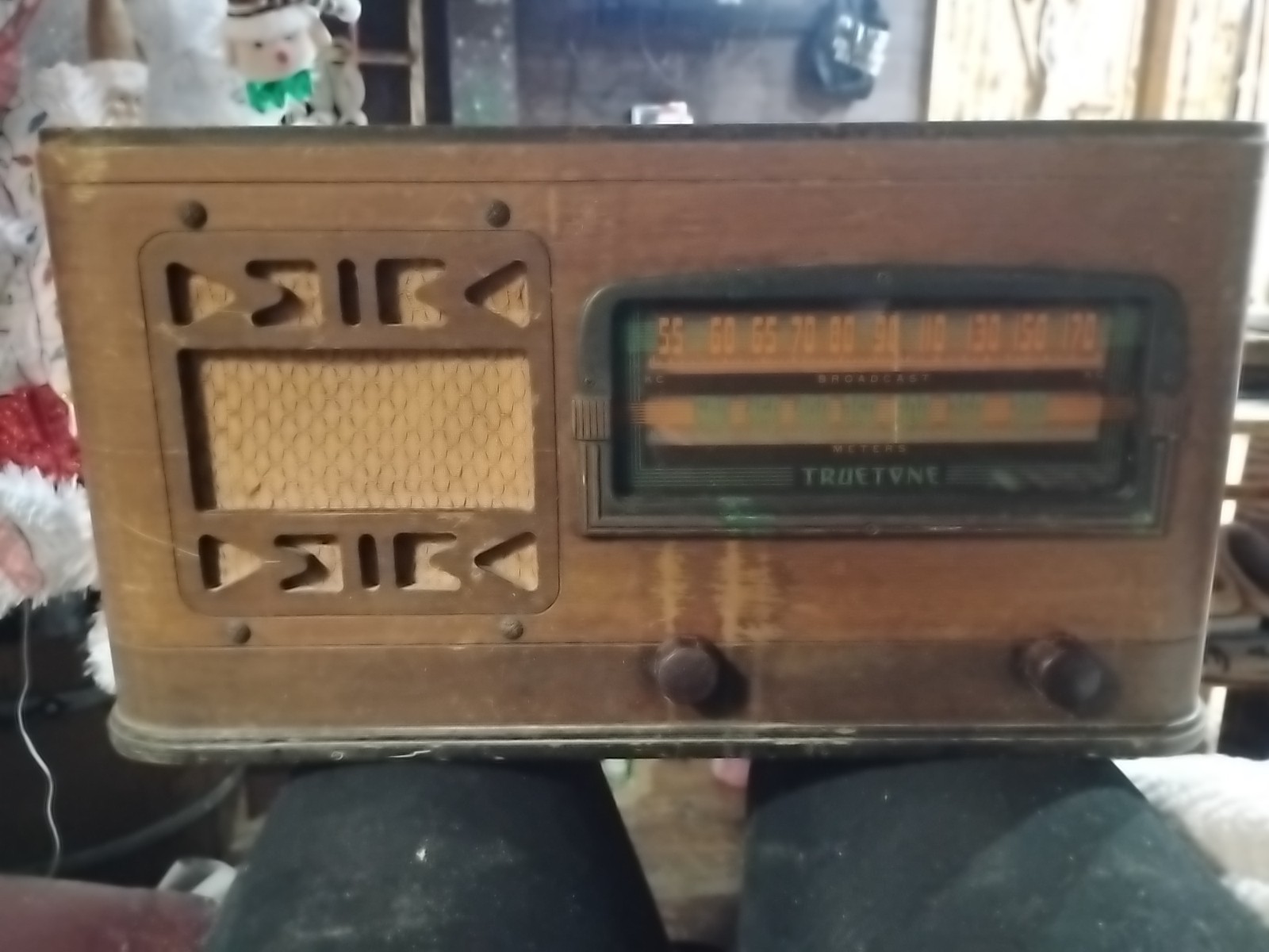 Vintage Truetone Tabletop Tube Radio 1930s/1940s Wood Case Untested