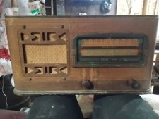 Vintage Truetone Tabletop Tube Radio 1930s/1940s Wood Case Untested