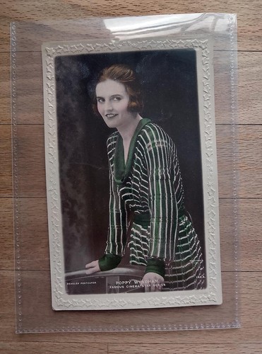 Poppy Wyndham Echtfoto Postkarte - Beagles Cinema Stars Serie um 1928
