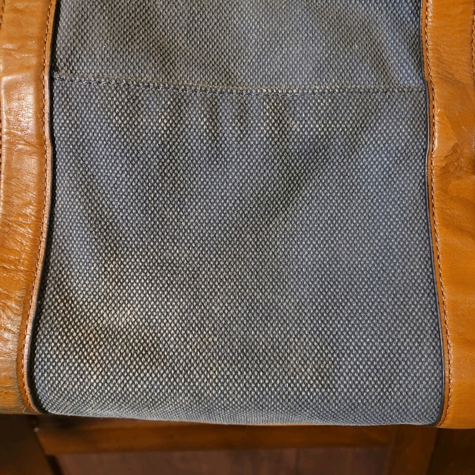 Picture 3 of 8