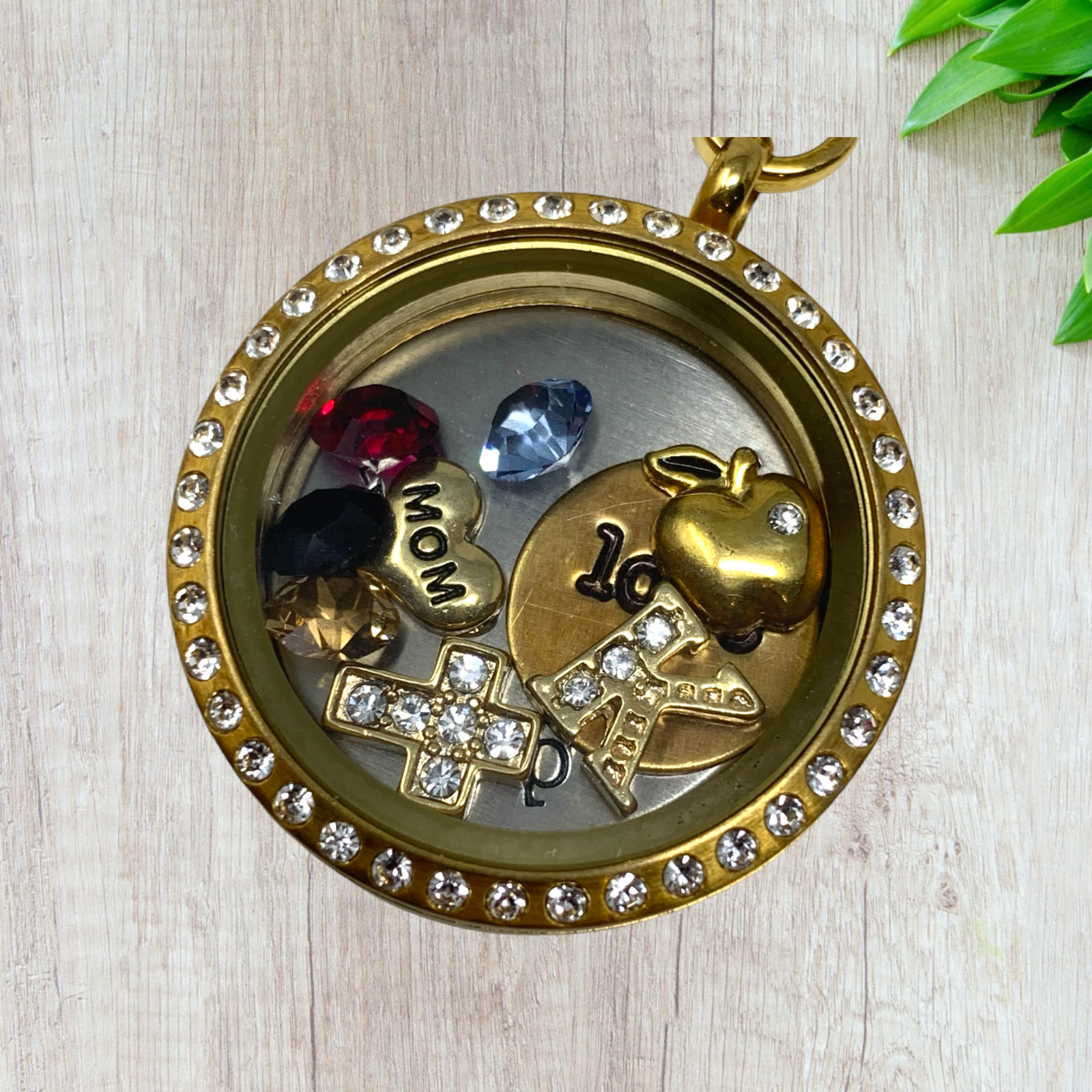 Origami Owl Gold Tone Swarovski Crystal Locket 