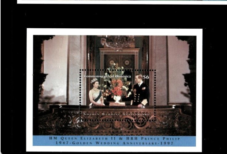 VINTAGE CLASSICS- Dominica 1997- The Queen- Souvenir Stamp Sheet- Scott 1950 MNH