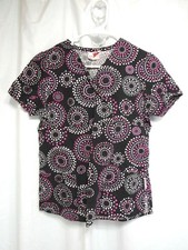 White Cross Scrub Top Size XS Black Pink Pull Over Short Sleeve Pockets Career