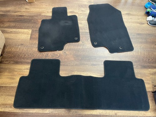 OEM ACURA RDX (2022 Model) 3 Pc. BLACK CARPET FLOOR MAT SET USED