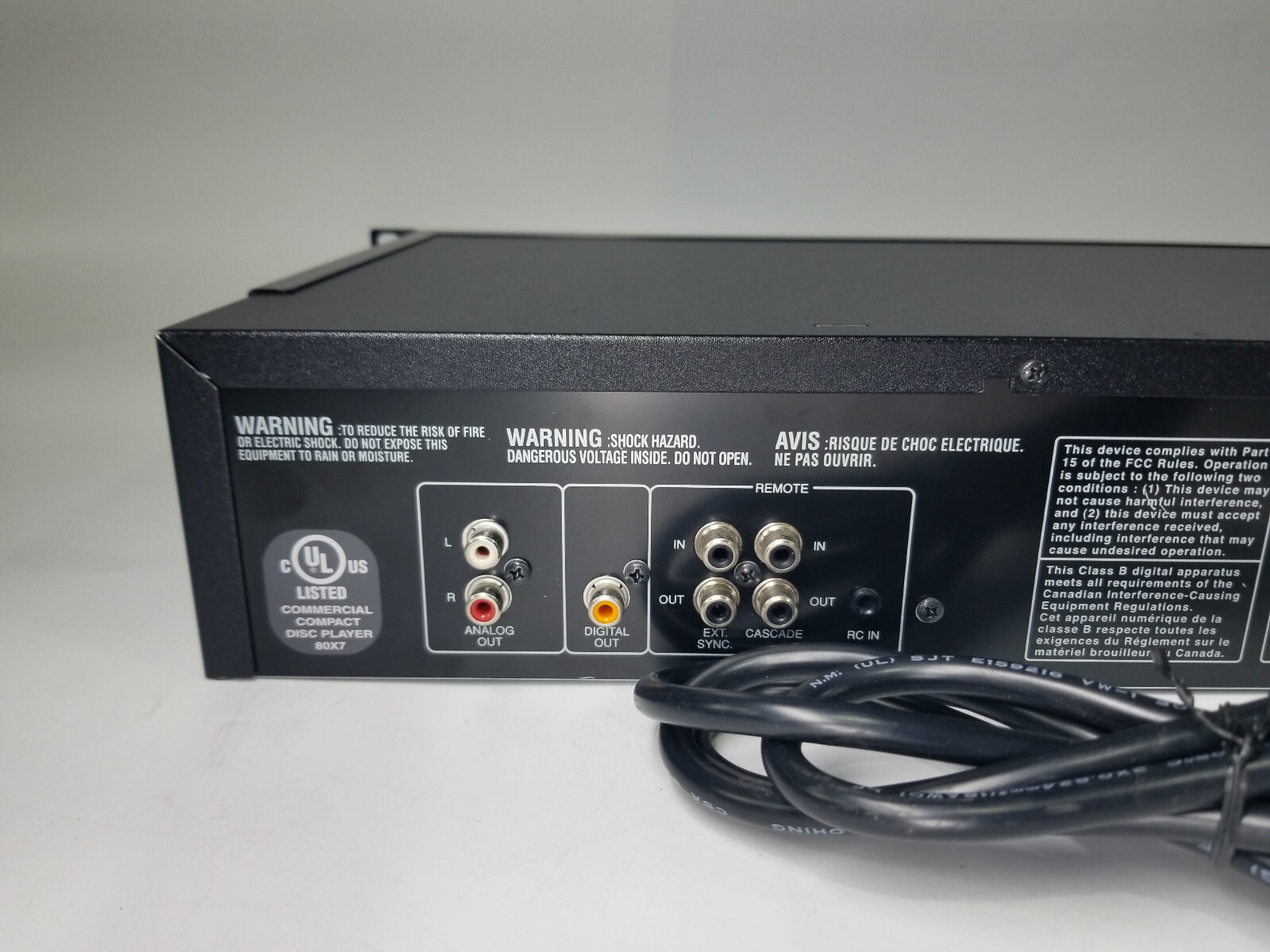 Denon DN-C615 Professional CD and CD-R/RW Player with MP3 Decoder - Rackmount