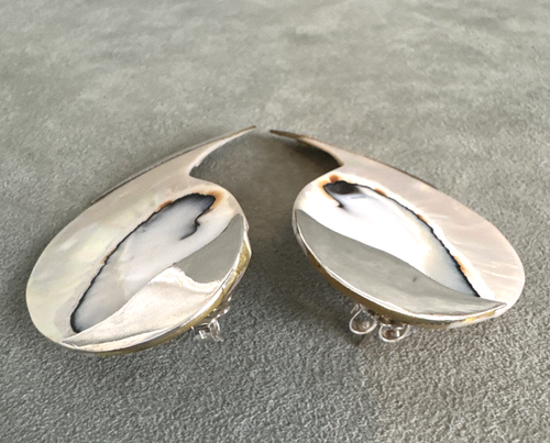 Vintage Cream White Iridescent Nautilus Shell Earrings Sterling Silver Accents - Picture 7 of 10